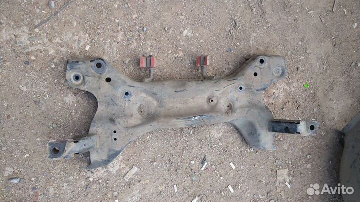 Подрамник передний volkswagen polo 2018год