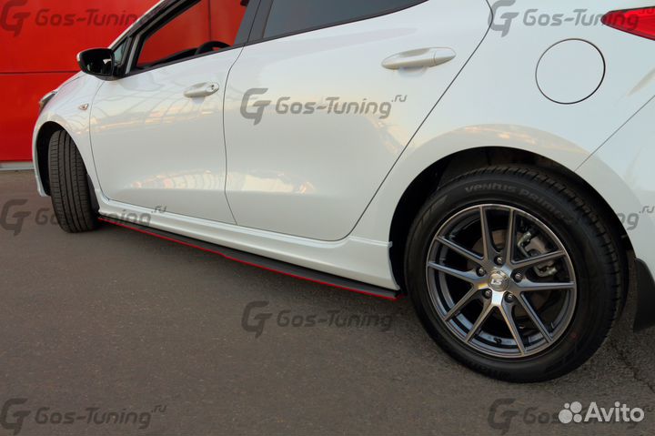 Накладки на пороги Gt-Line на Kia Ceed / SW