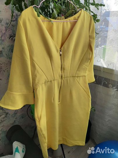 Пакет одежды / Пакет женских платьев 46