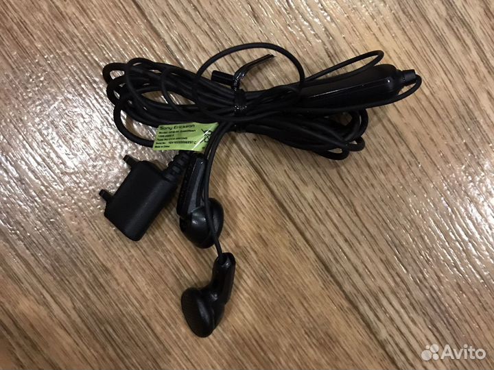 Гарнитура для sony ericsson