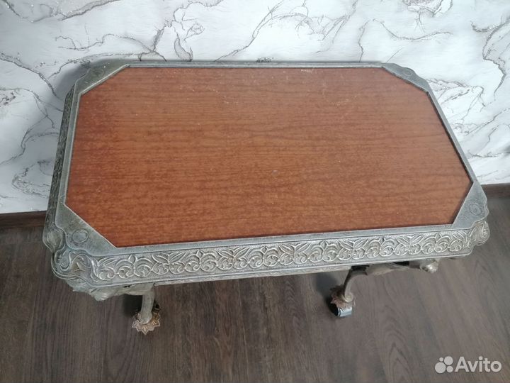 Журнальный столик бу