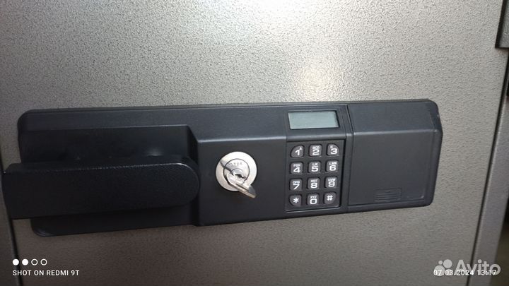 Сейф огнестойкий - Бесплатная Доставка