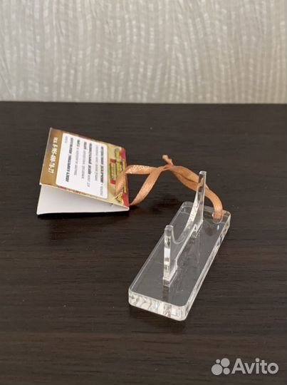 Держатель, подставка для монет (монеты)