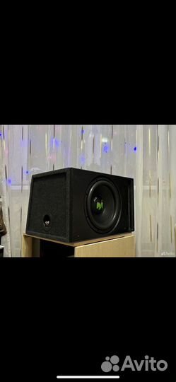 Активный сабвуфер