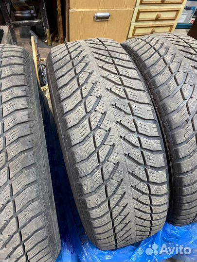 Goodyear UltraGrip+ SUV 235/60 R18 107H