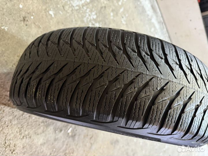 Goodyear UltraGrip 8 185/60 R15