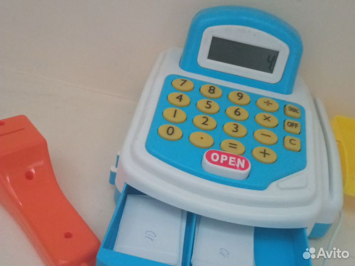 Игрушечная касса