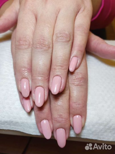 Маникюр с покрытием гель-лаком