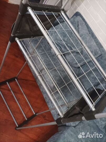 Вешалка напольная для одежды