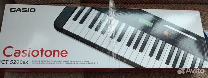 Клавишный синтезатор Casiotone CT-S200BK