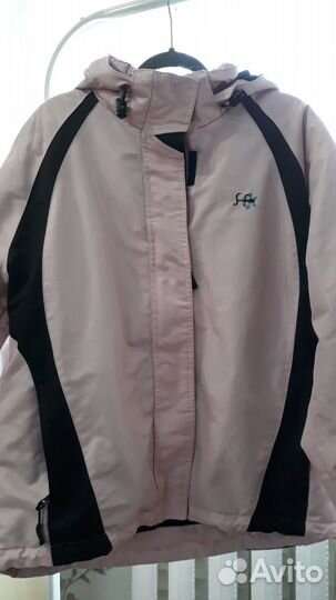 Спорт.куртка,шапка с шарф,пряжа