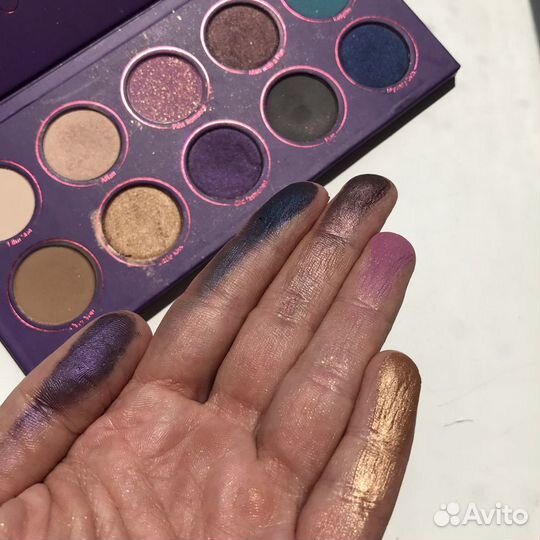 Палитра теней Zoeva