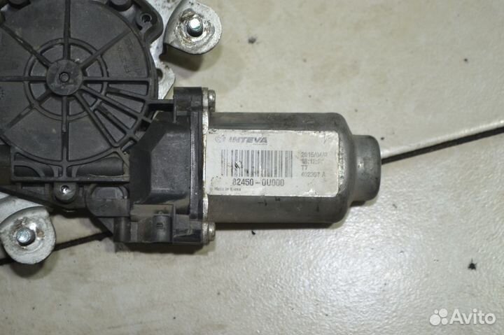 Стеклоподьемник передний правый Kia Rio 3