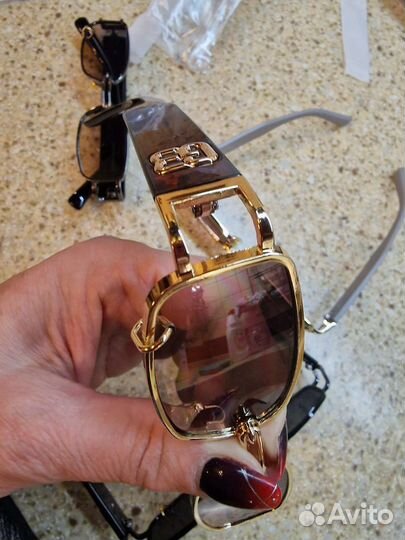 Солнцезащитные очки