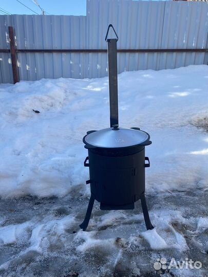 Казан чугунный на 12 л с печкой