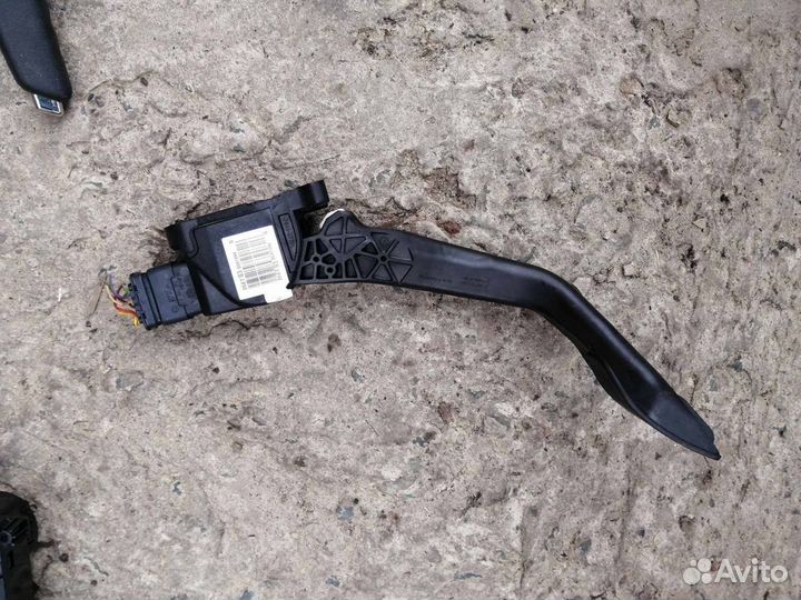 Педаль Газа Пежо 308 1.6т. EP6 Евро 5 2012 год