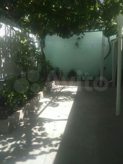 3-к. квартира, 70 м², 1/1 эт.