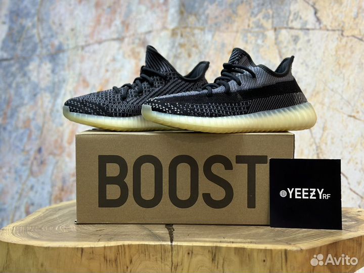 Кроссовки Adidas Yeezy Boost 350 V2 Carbon