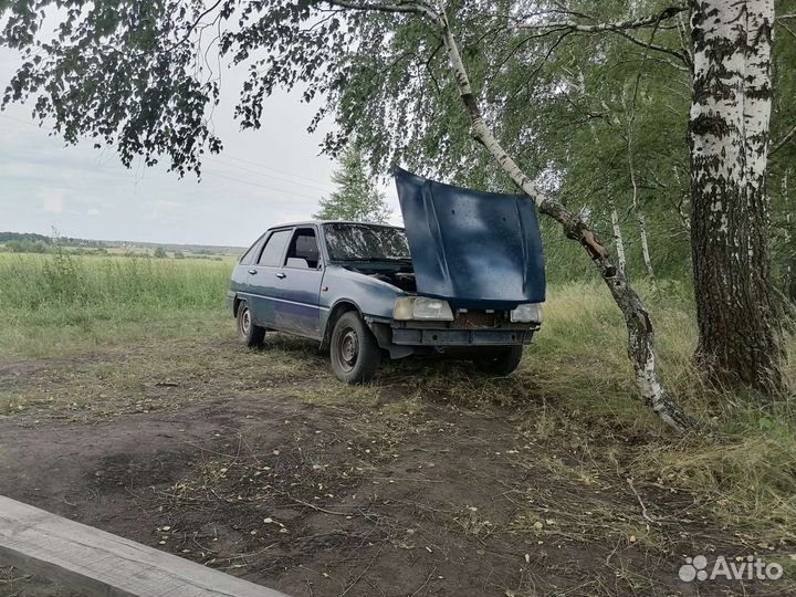 ИЖ 2126 1.6 МТ, 2003, 32 000 км