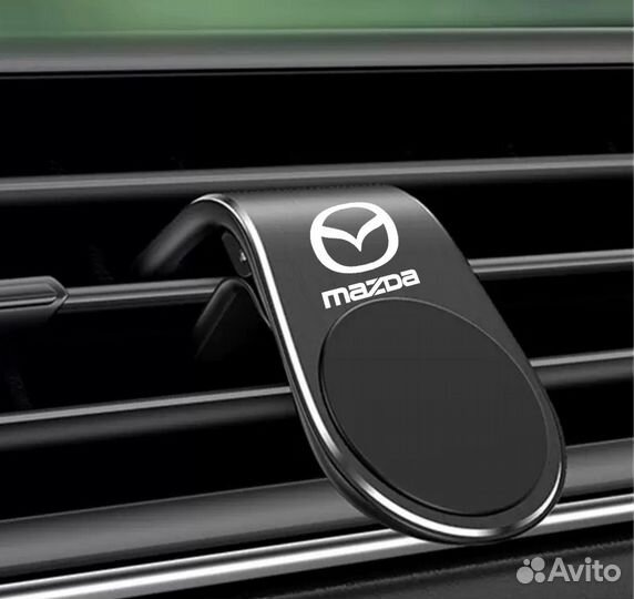Магнитный держатель для телефона Mazda