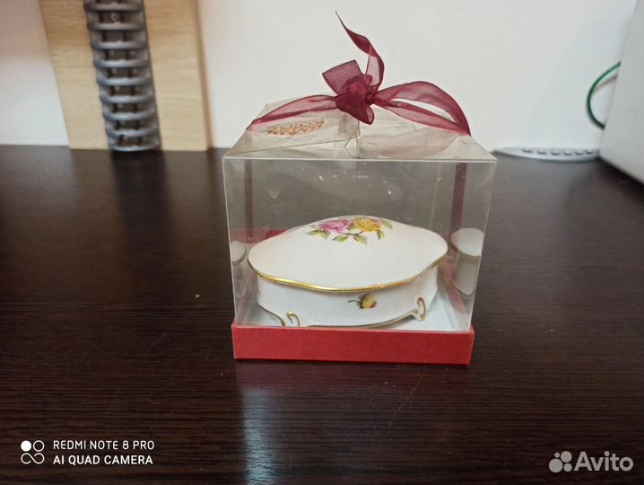 Антикварная шкатулка