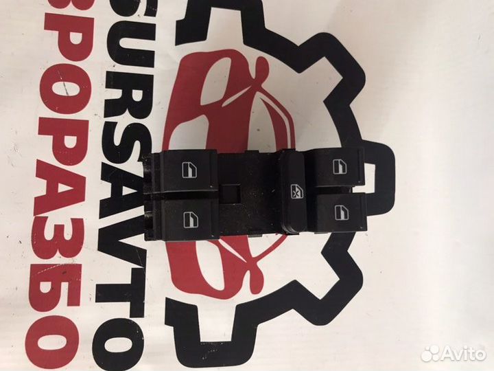 Блок управления стеклоподъемниками Vw Tiguan 5N