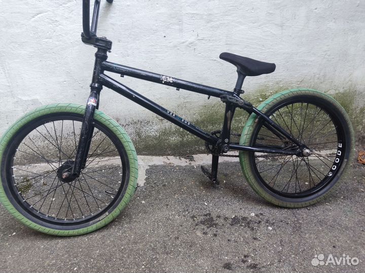 Трюковой велосипед BMX