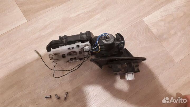 Зеркало заднего вида левое на mitsubishi outlander