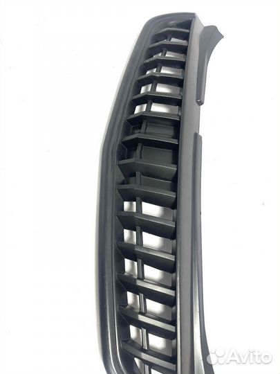 Решетка радиатора в стиле Мерседес Лада Приора 2