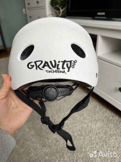 Шлем защитный Gravity