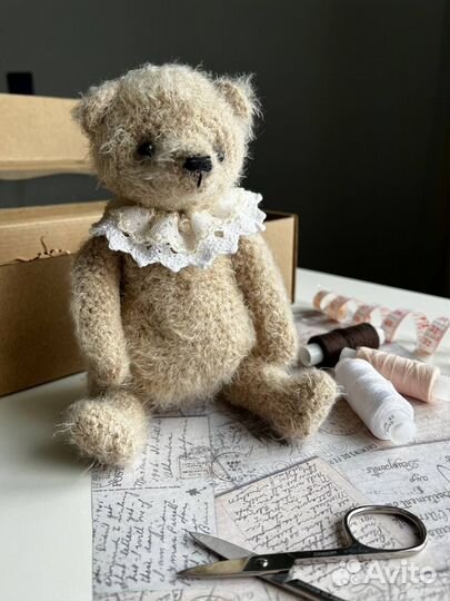 Вязаная игрушка ручной работы. Интерьерная