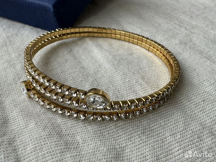 Браслет Swarovski с камнями