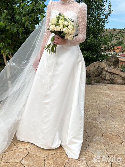 Платье свадебное
