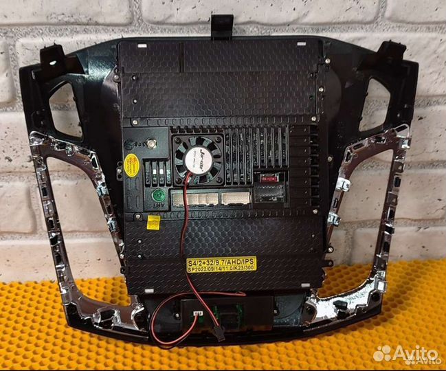 Андроид форд фокус 3. 2-32гб. стиле тесла