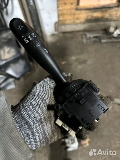 Переключатель поворотов Lifan Breez