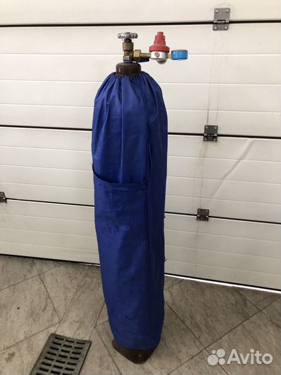 Гелиевый баллон