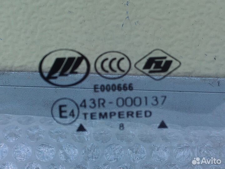 Лифан Бриз стекло передней правой двери