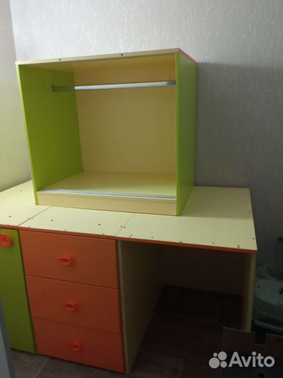 Мебель в детскую комнату