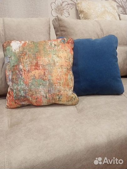 Набор декоративных подушек