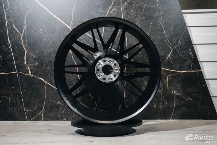 Кованные диски R22 BMW X7