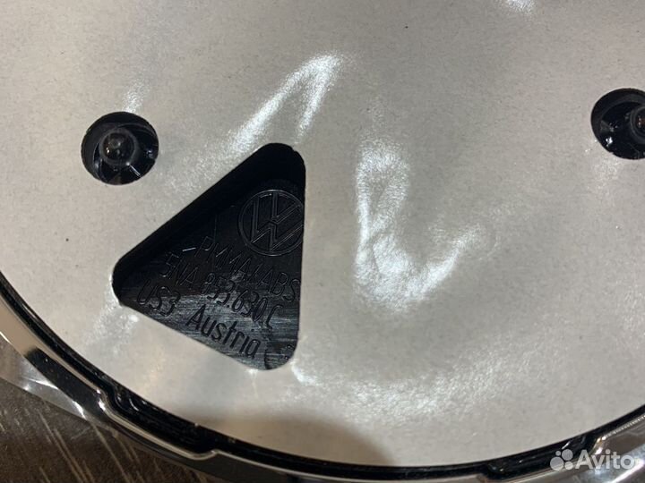 Задний значек хром tiguan NEW orig vwag