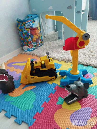 Кран, бульдозер