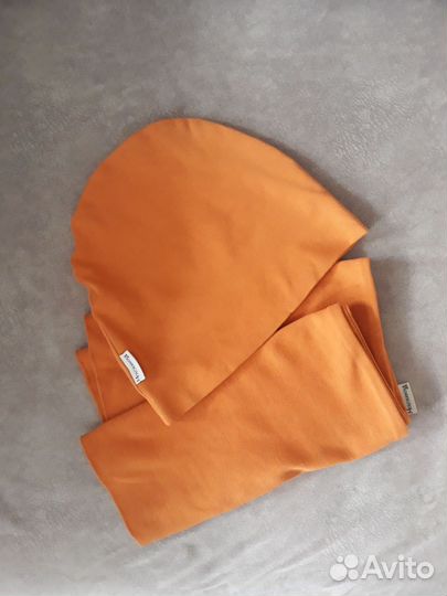 Женская шапка со снудом