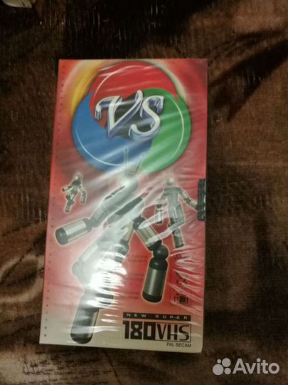 Видеокассеты (мультфильмы и фильмы) + 1 новая