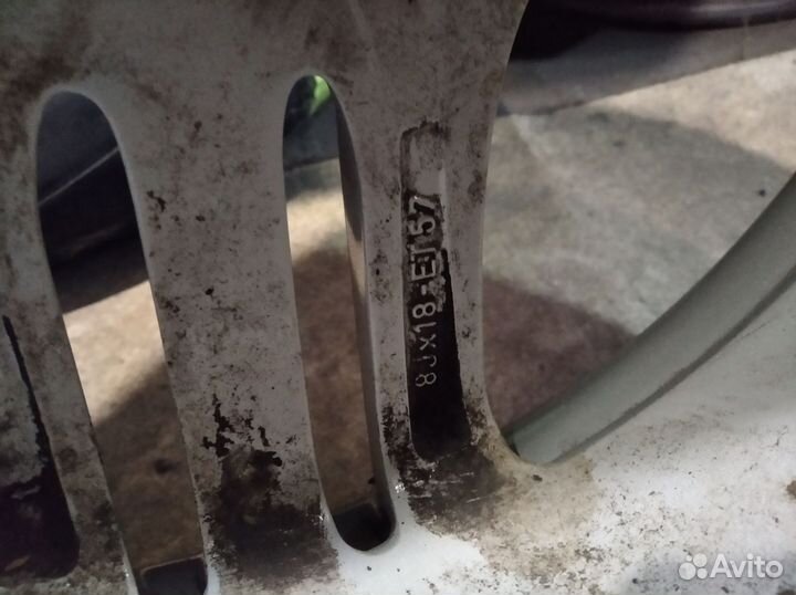 R18 Bridgestone Turanza ER30 255/55, PCD 5x130 DIA 71.6