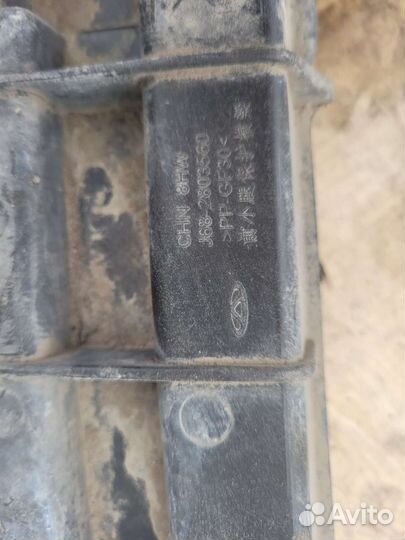 Усилитель переднего бампера нижний chery tiggo 4