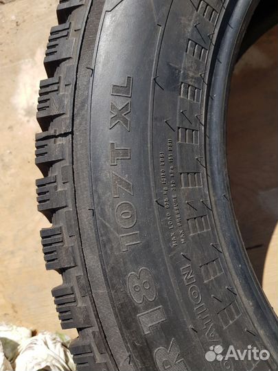 Nokian Tyres Hakkapeliitta 5 235/60 R18 107T