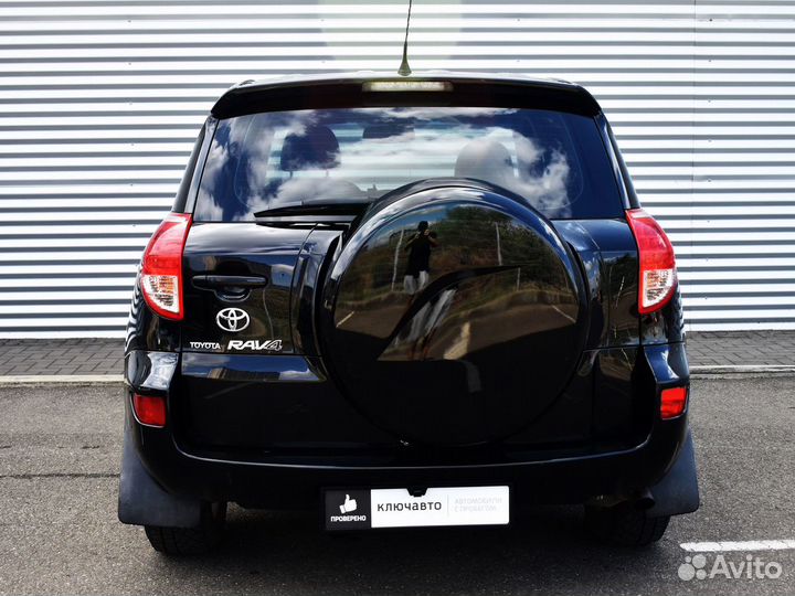 Toyota RAV4 2 AT, 2006, 221 000 км