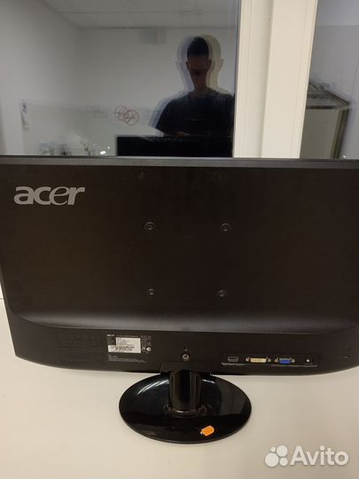 Монитор Asus 24