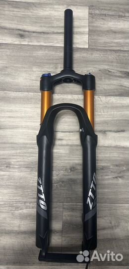 Велосипеда вилка ztto пневматическая 27,5